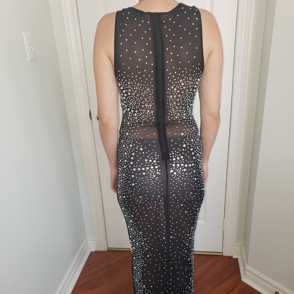 See through dress - Picture 4 of 6